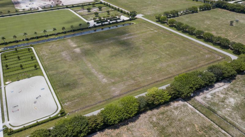  Commercial & Industrial Land Images 