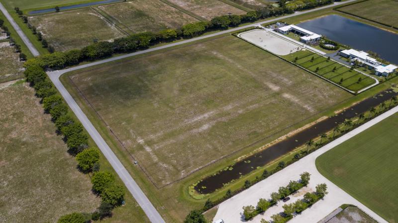 Commercial & Industrial Land Images 