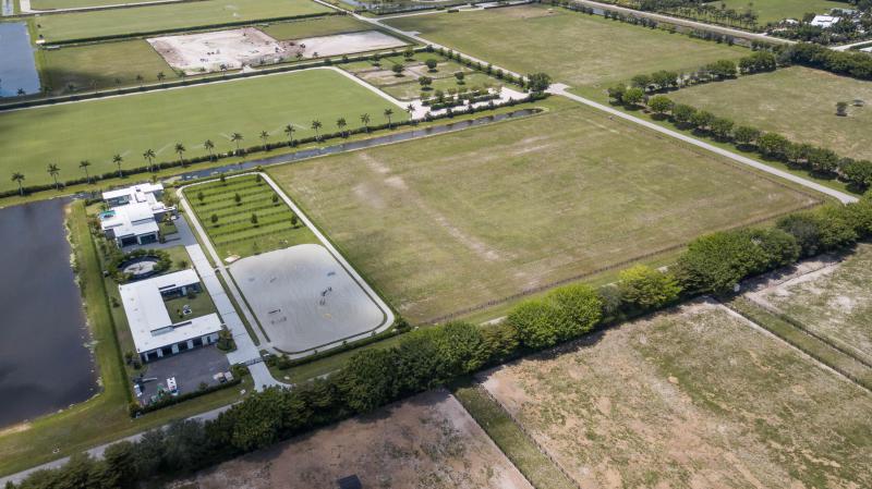  Commercial & Industrial Land Images 