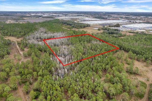  Commercial & Industrial Land Images 