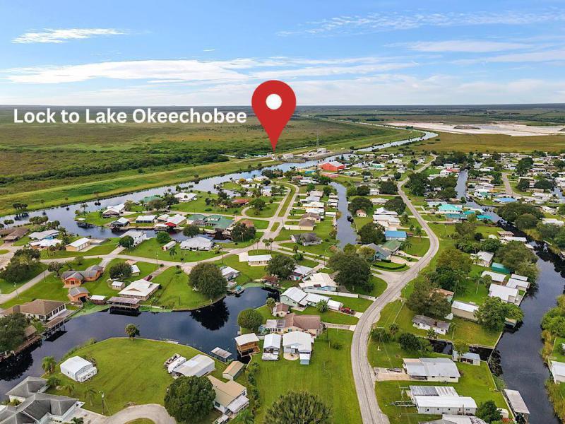  Commercial & Industrial Land Images 