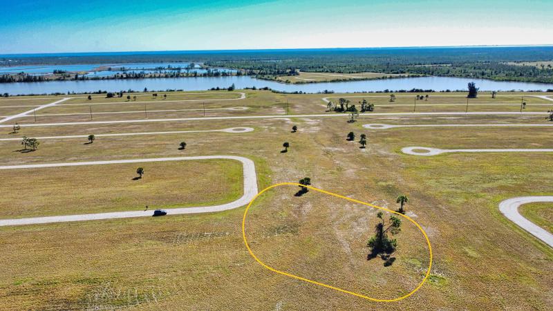  Commercial & Industrial Land Images 