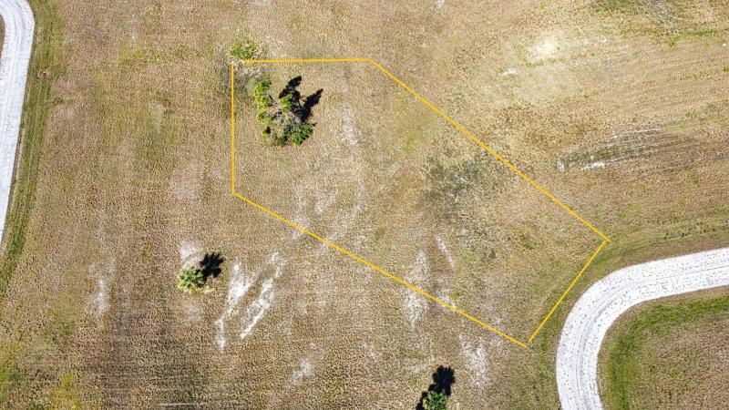  Commercial & Industrial Land Images 