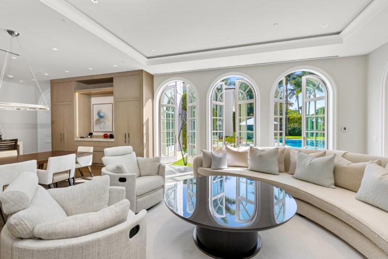  Single Family Homes Photo 24:  Palm Beach,  FL 33480