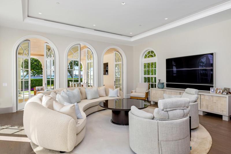  Single Family Homes Photo 29:  Palm Beach,  FL 33480