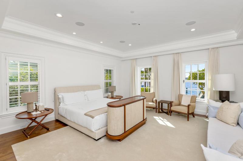  Single Family Homes Photo 48:  Palm Beach,  FL 33480