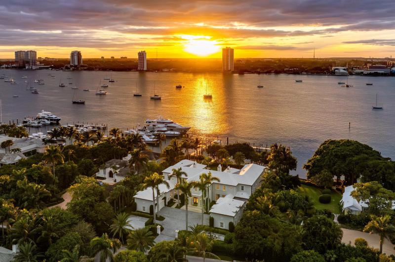  Single Family Homes Photo 8:  Palm Beach,  FL 33480