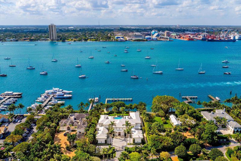  Single Family Homes Photo 9:  Palm Beach,  FL 33480