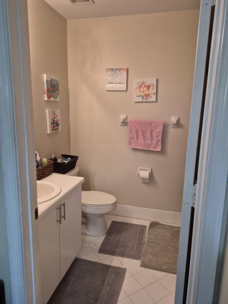  Condo & Townhome Photos