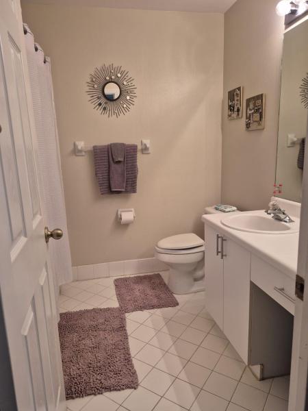  Condo & Townhome Photos