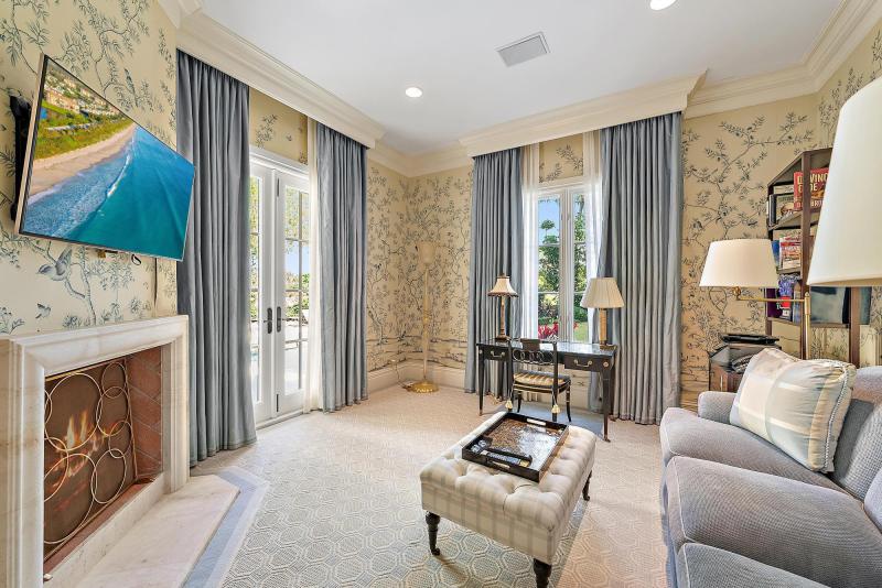  Single Family Homes Photo 14:  Palm Beach Gardens,  FL 33410