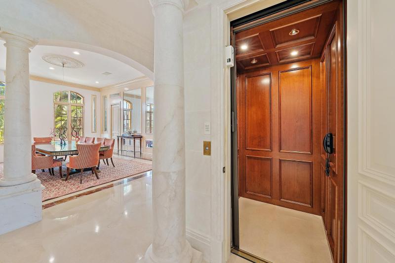  Single Family Homes Photo 18:  Palm Beach Gardens,  FL 33410