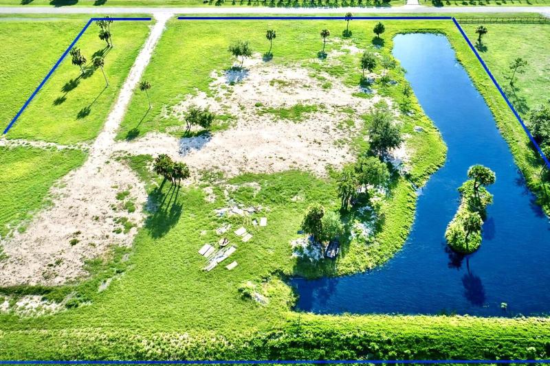  Commercial & Industrial Land Images 