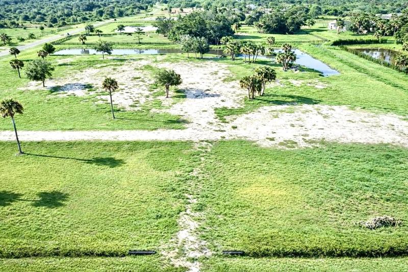  Commercial & Industrial Land Images 