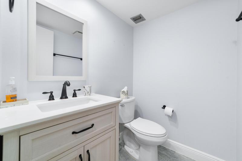  Condo & Townhome Photos