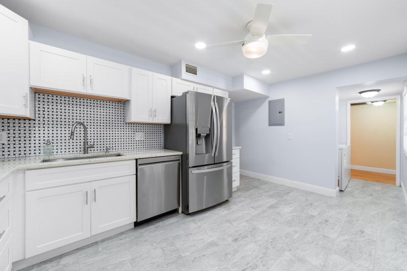  Condo & Townhome Photos