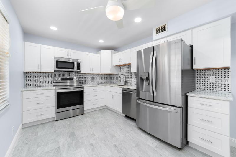  Condo & Townhome Photos