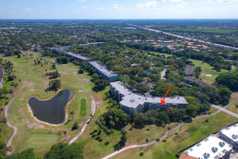  Condo & Townhome Photos