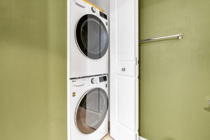  Condo & Townhome Photos