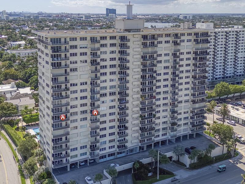  Condo & Townhome Photos