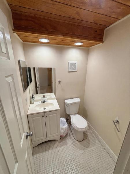  Condo & Townhome Photos
