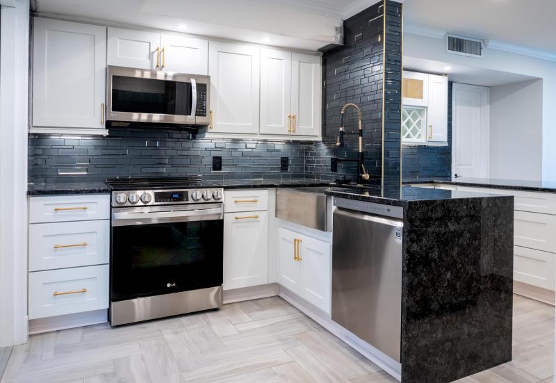  Condo & Townhome Photos