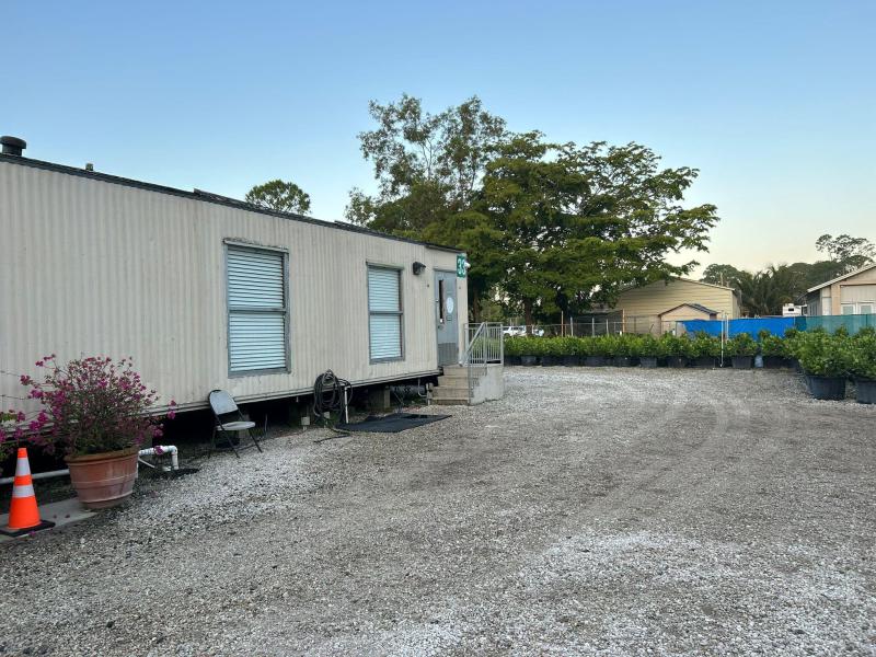  Commercial & Industrial Land Images 