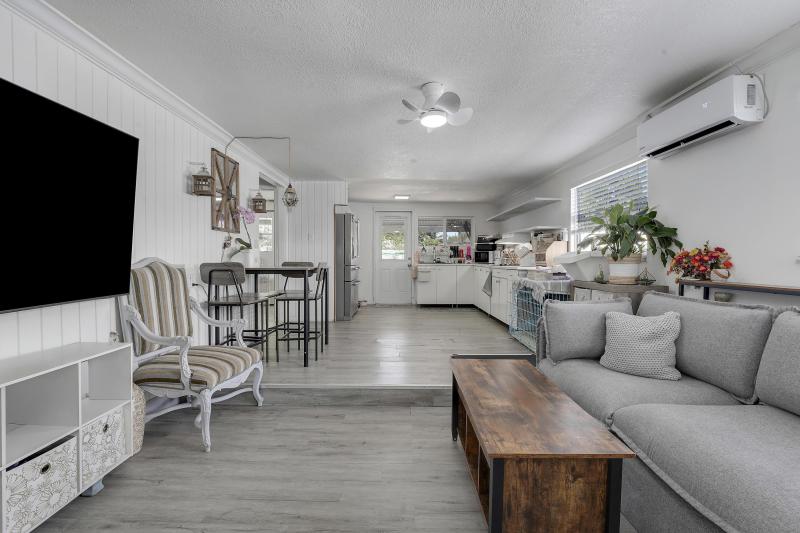 Duplex, Triplex and Fourplex Images