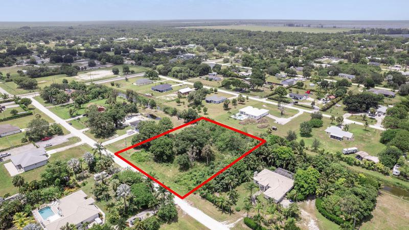  Commercial & Industrial Land Images 