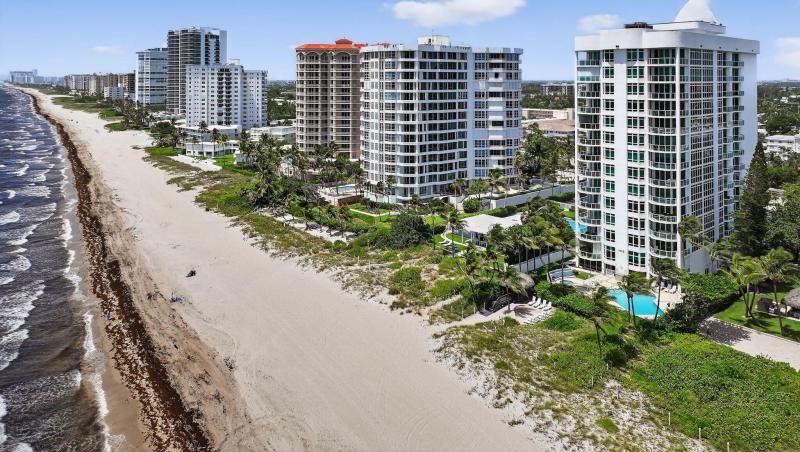  Condo & Townhome Photos