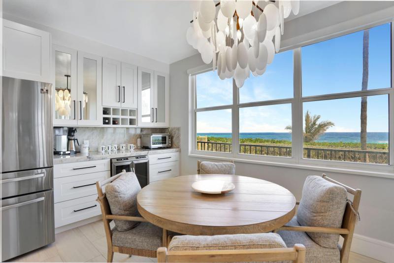  Condo & Townhome Photos