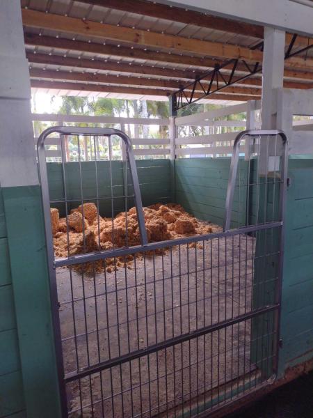  Commercial & Industrial Land Images 