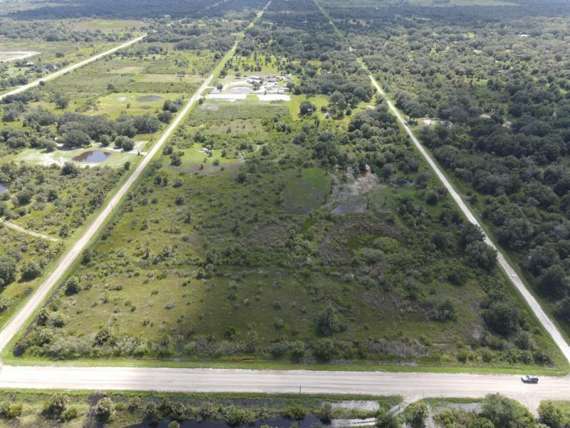  Commercial & Industrial Land Images 