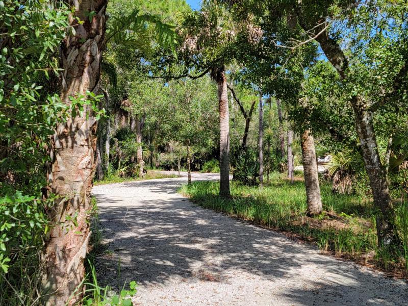  Commercial & Industrial Land Images 