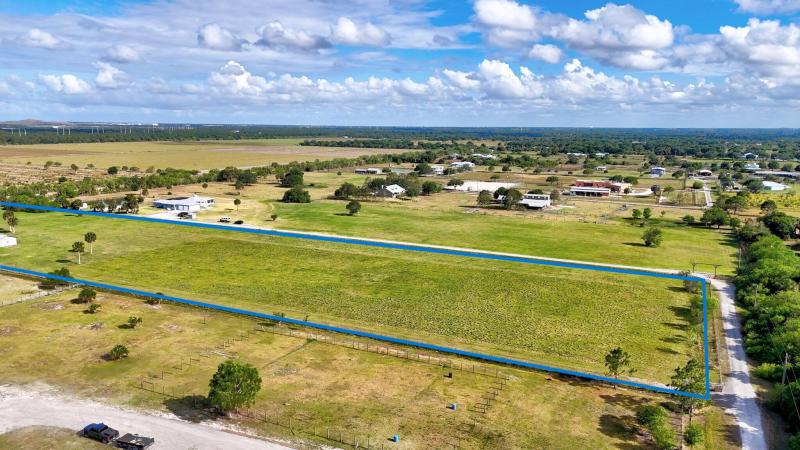  Commercial & Industrial Land Images 