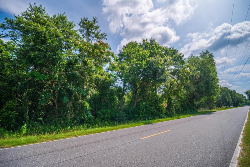  Commercial & Industrial Land Images 