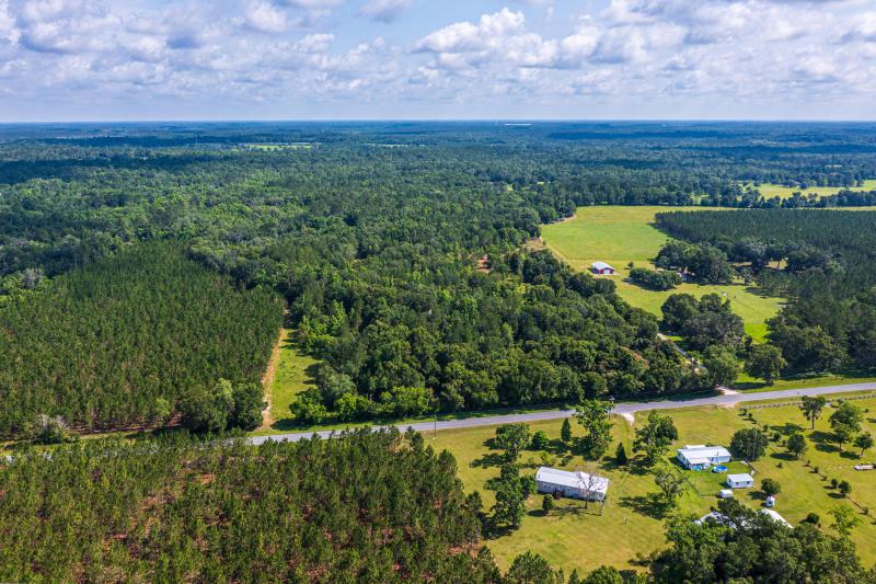  Commercial & Industrial Land Images 