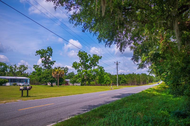  Commercial & Industrial Land Images 