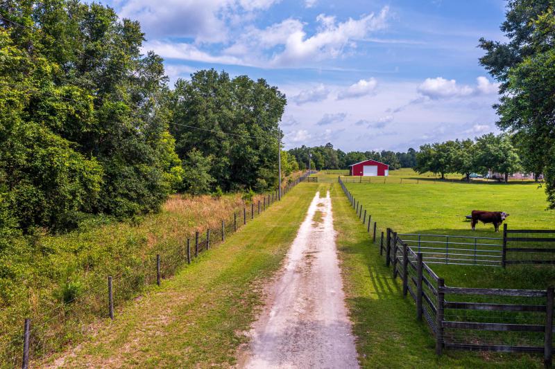  Commercial & Industrial Land Images 