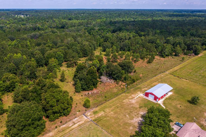  Commercial & Industrial Land Images 