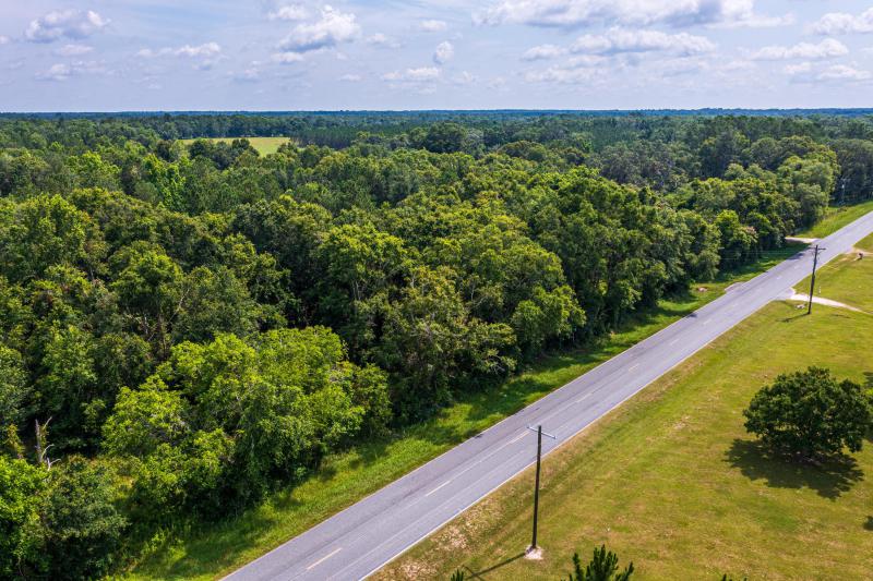  Commercial & Industrial Land Images 