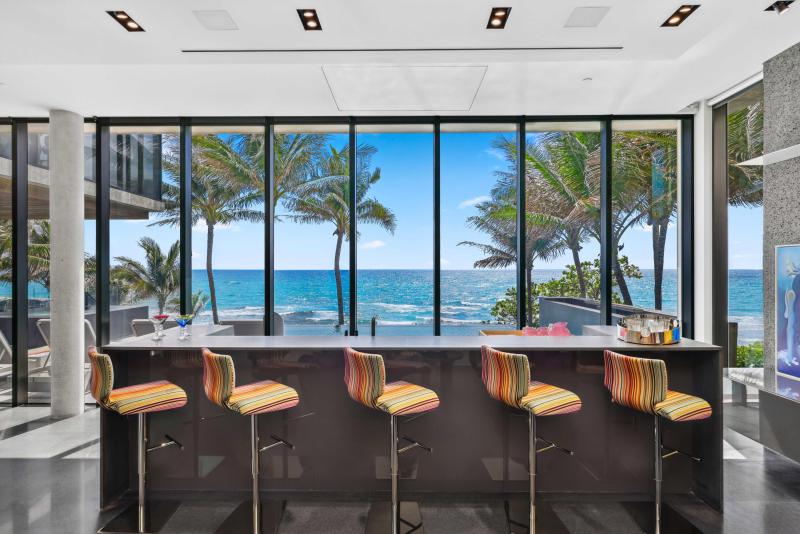  Single Family Homes Photo 9:  Highland Beach,  FL 33487