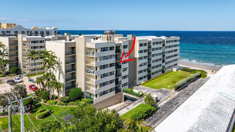  Condo & Townhome Photos