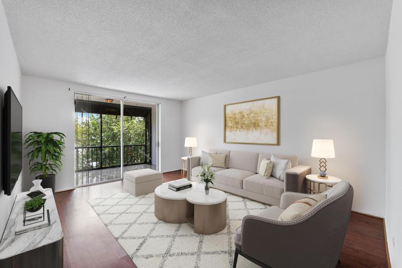  Condo & Townhome Photos