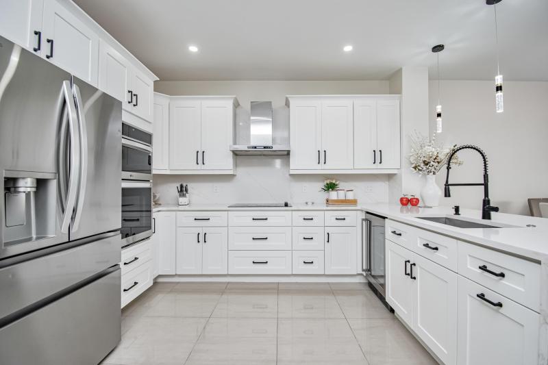  Condo & Townhome Photos