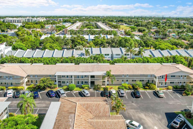  Condo & Townhome Photos