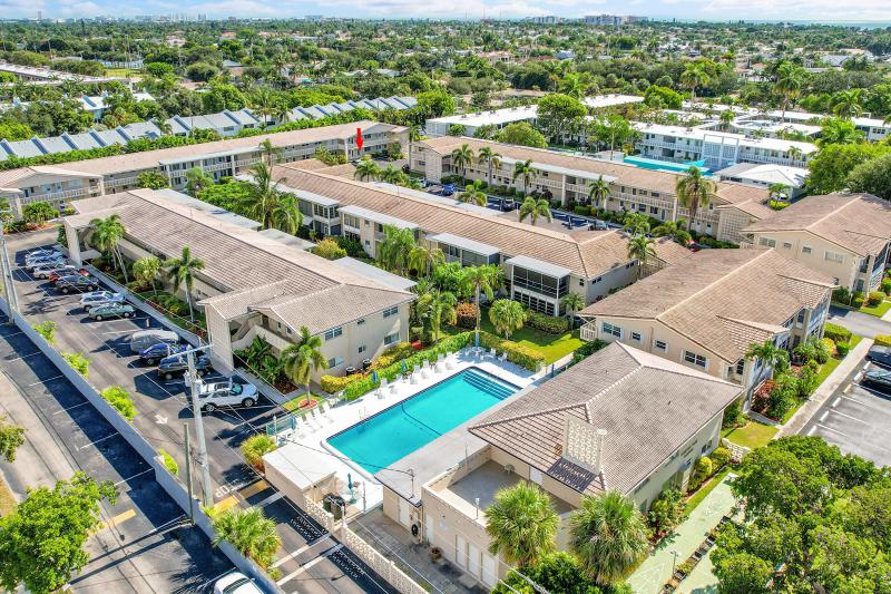  Condo & Townhome Photos