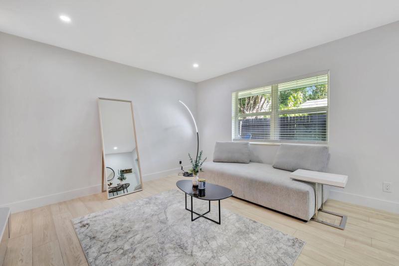 Duplex, Triplex and Fourplex Images