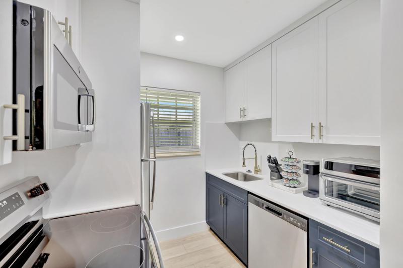 Duplex, Triplex and Fourplex Images