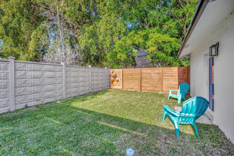 Duplex, Triplex and Fourplex Images